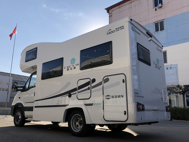 舒適、空間、安全，樣樣具備的房車