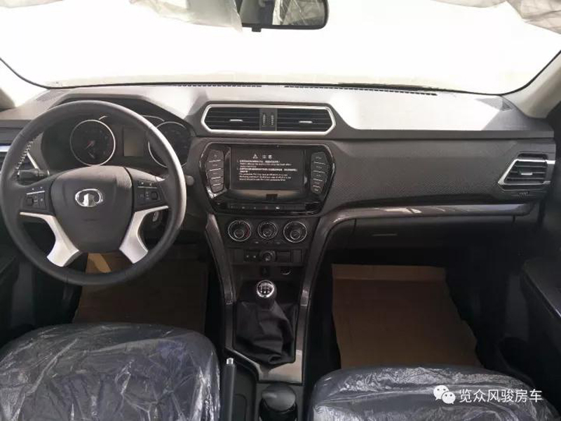 這么大的床，房車上少見，趕緊選