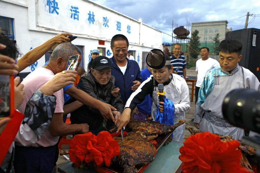 對酒當歌，人生幾何，要盡興就現在！